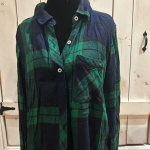 Aerie Women's Flannel Plaid Button Down Shirt